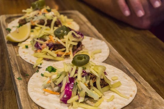 Walking and food tasting tour of Sydney